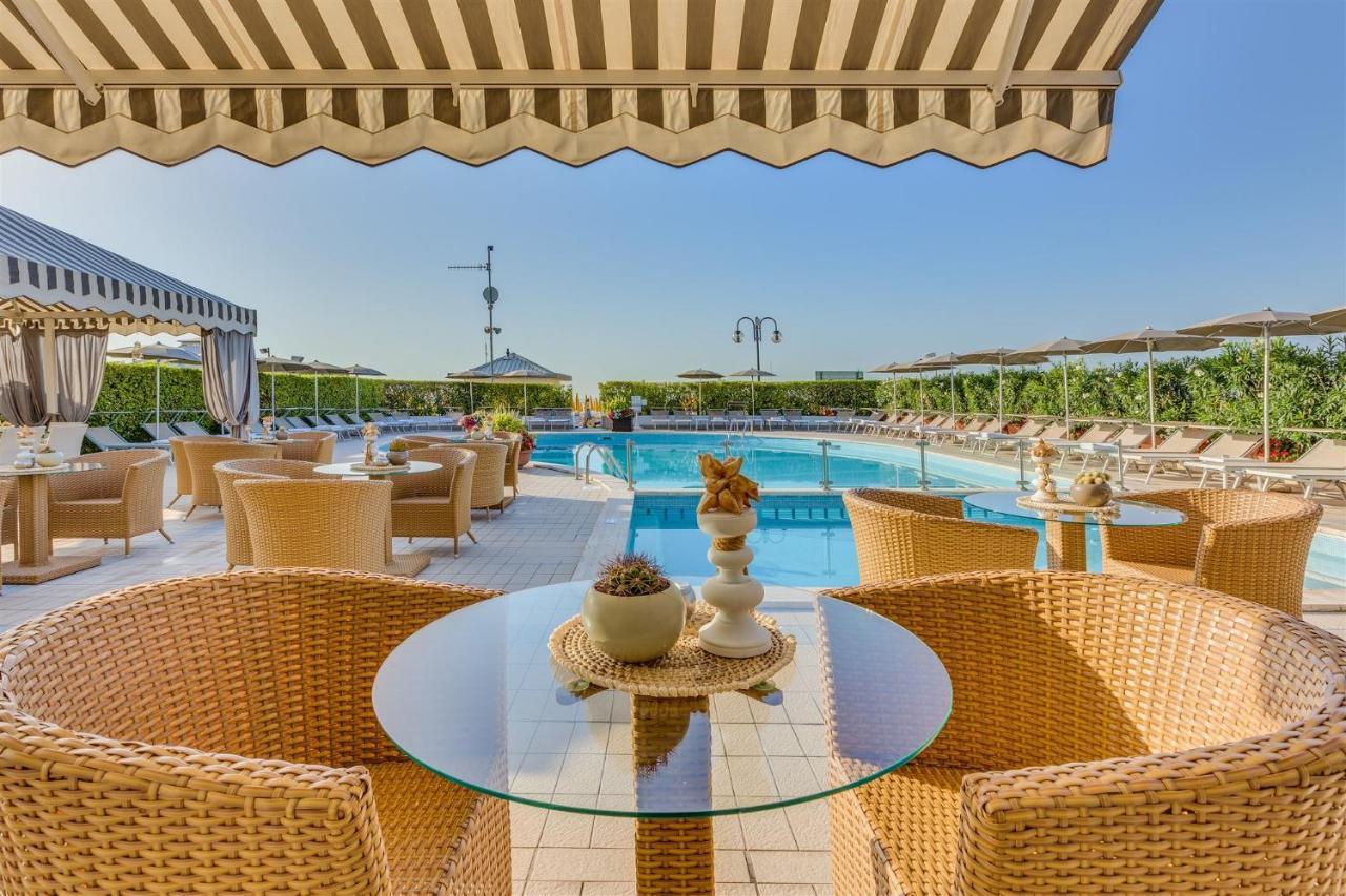 Hotel Delle Mimose Lido di Jesolo Exterior foto