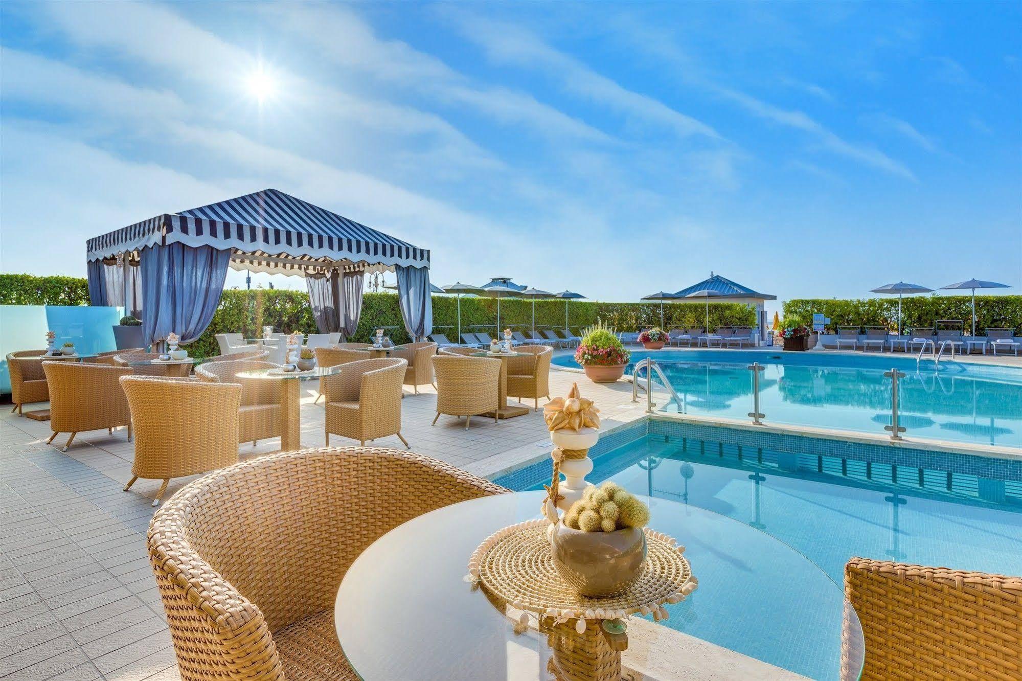 Hotel Delle Mimose Lido di Jesolo Exterior foto