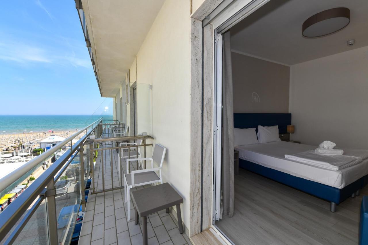 Hotel Delle Mimose Lido di Jesolo Exterior foto